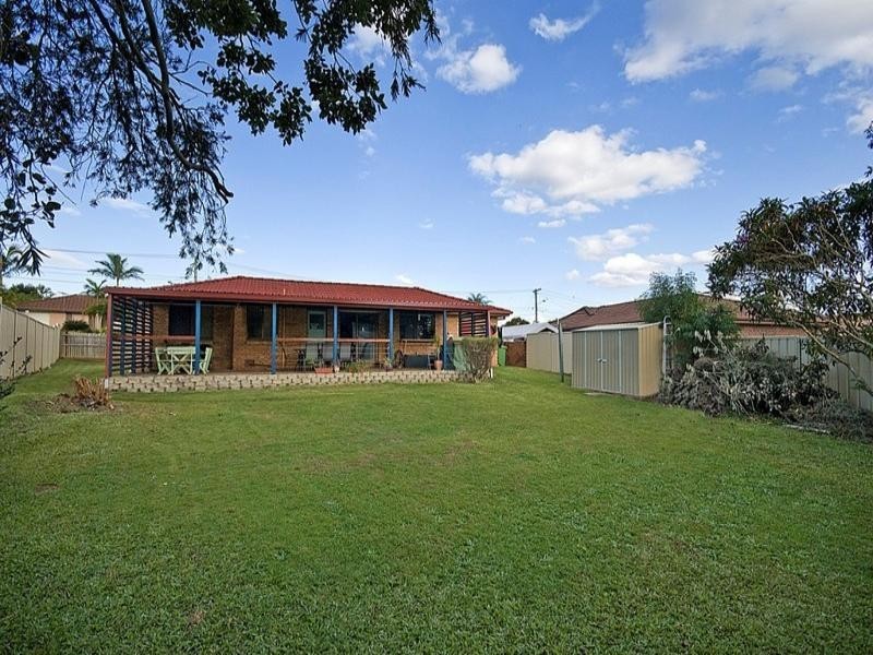 12 Southmore Street, Daisy Hill QLD 4127