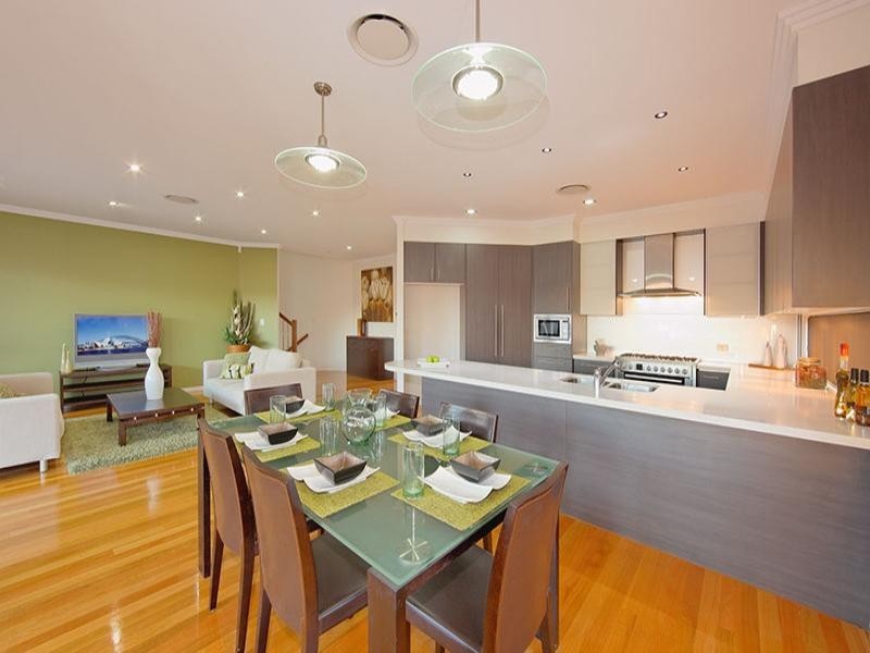 102 John Markwell Parade, Daisy Hill QLD 4127