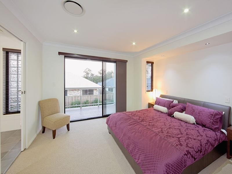 102 John Markwell Parade, Daisy Hill QLD 4127