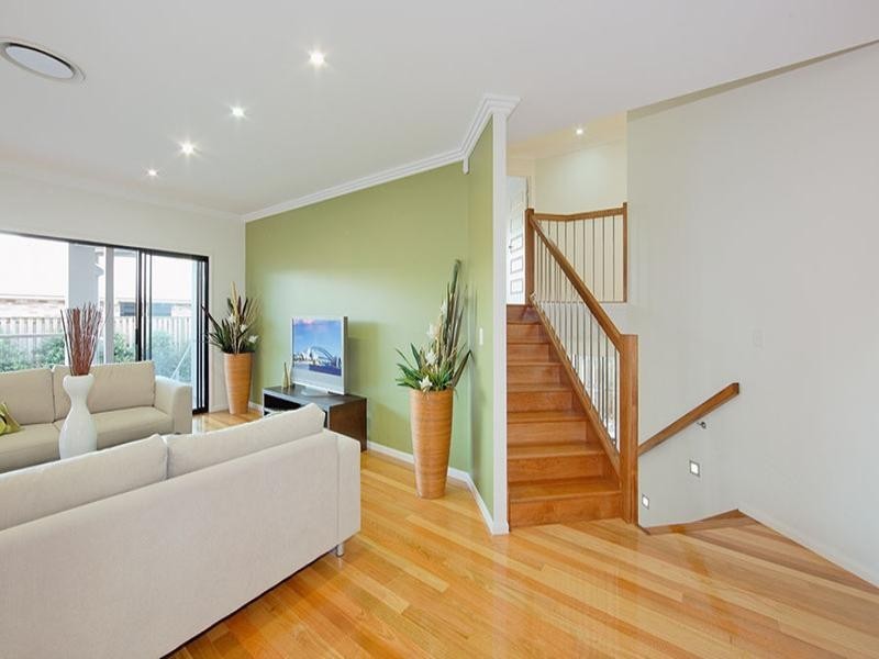 102 John Markwell Parade, Daisy Hill QLD 4127