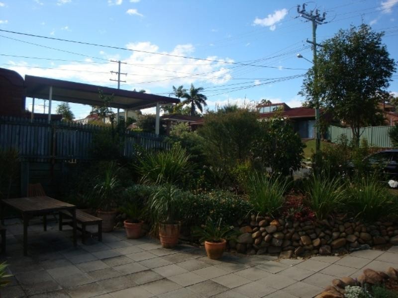 32 Gamenya Drive, Springwood QLD 4127