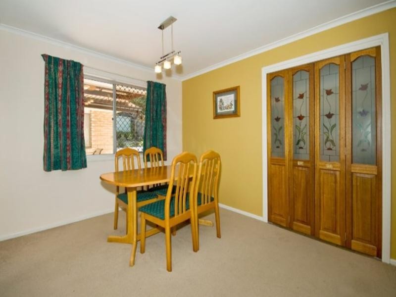 64 Jardine Drive, Springwood QLD 4127