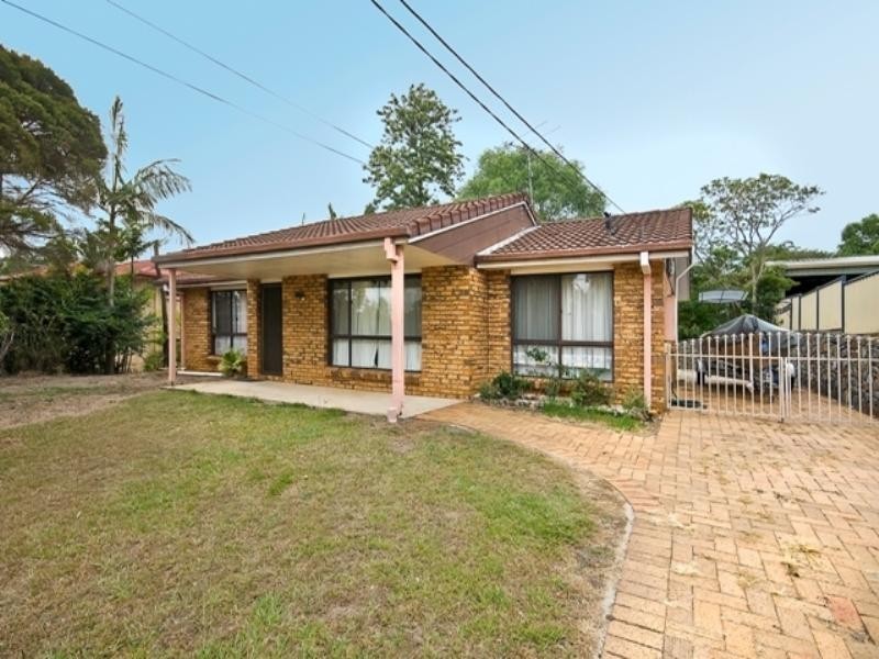 4 Little John Street, Daisy Hill QLD 4127