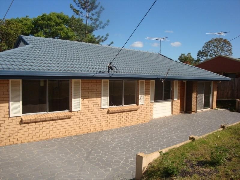 17 Frobisher Street, Springwood QLD 4127