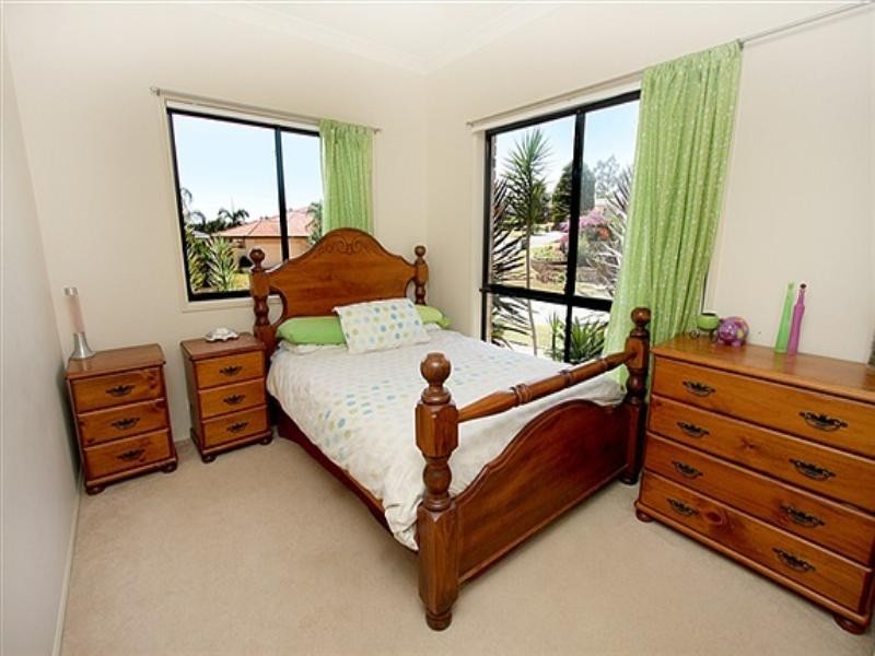 1 Ballymore Court, Underwood QLD 4119