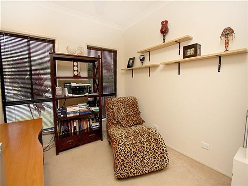 1 Ballymore Court, Underwood QLD 4119