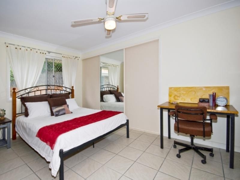 Meadowbrook QLD 4131