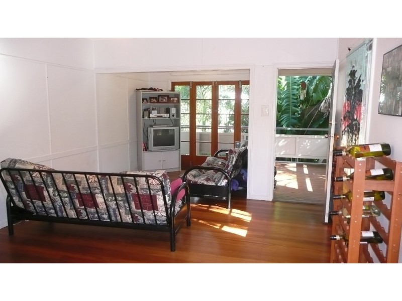 25 Mayfield Street, Alexandra Headland QLD 4572