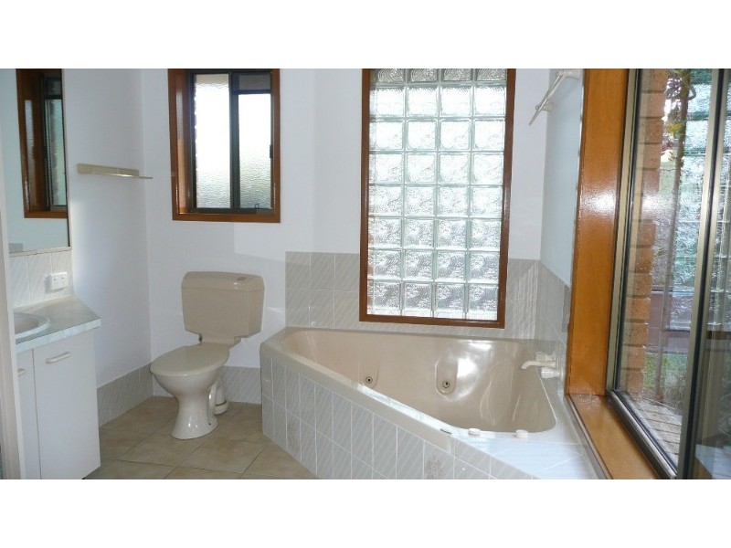 1 Camelot Court, Bli Bli QLD 4560