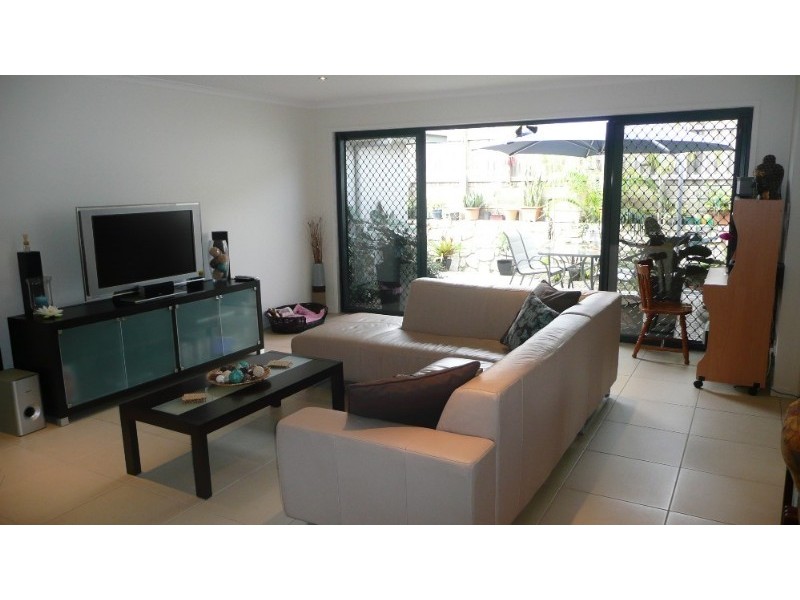 2/1 Gecko Court, Bli Bli QLD 4560