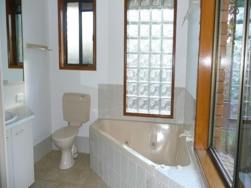 1 Camelot Court, Bli Bli QLD 4560