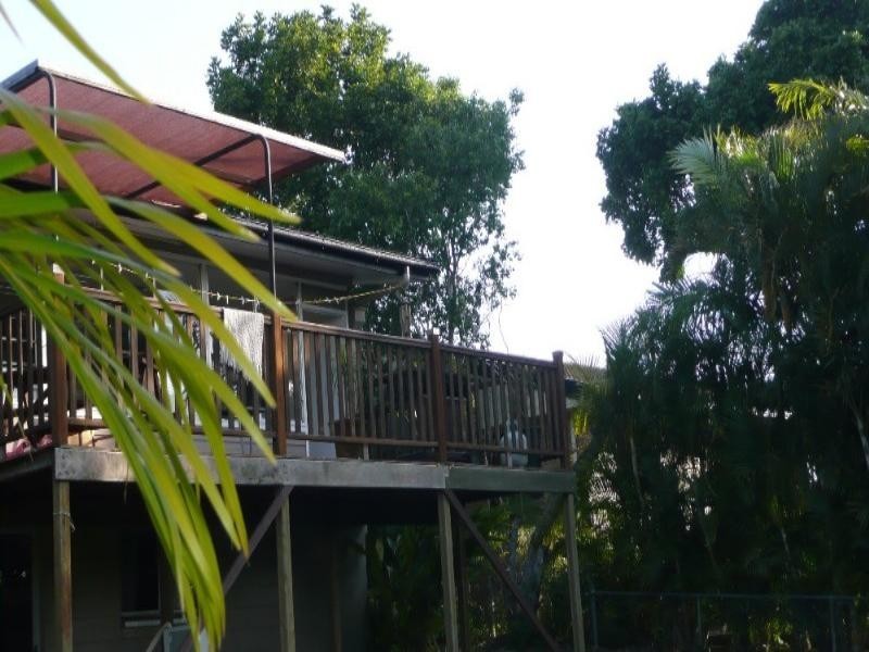 18 Wharf Road, Bli Bli QLD 4560