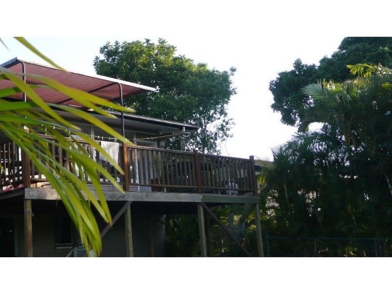 18 Wharf Road, Bli Bli QLD 4560