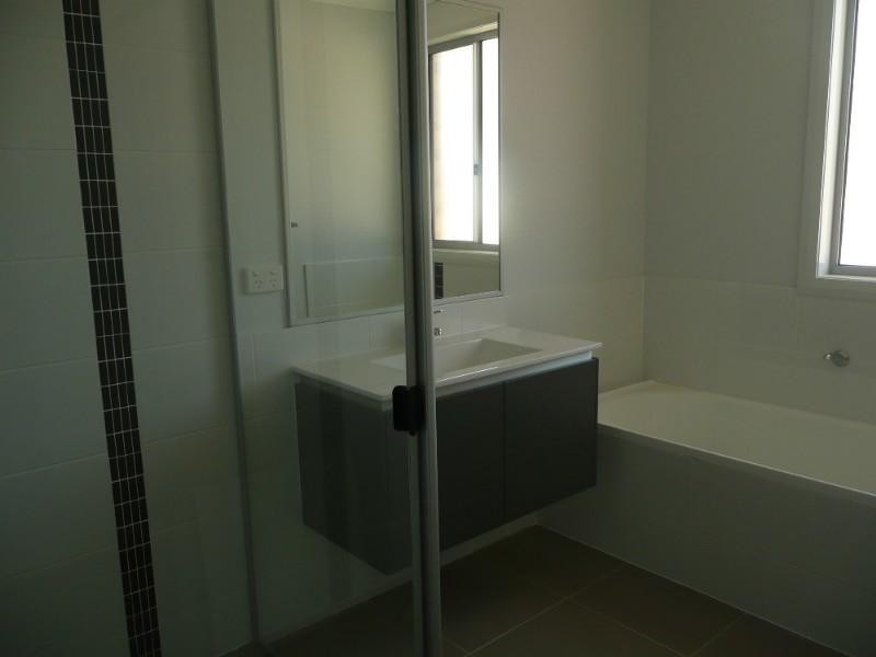 2/39 Clearwater Circuit, Bli Bli QLD 4560