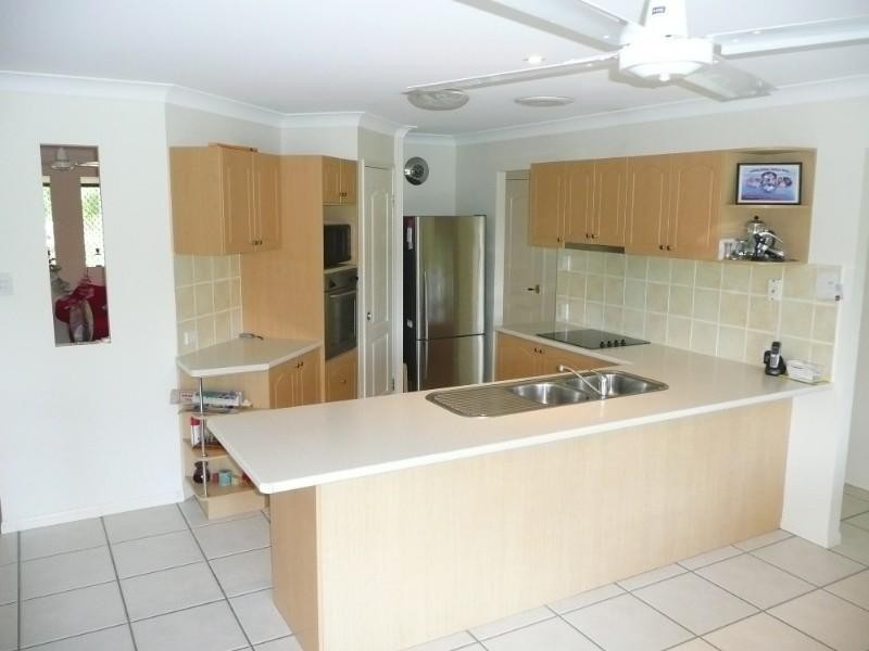 35 Kathleen Drive, Bli Bli QLD 4560