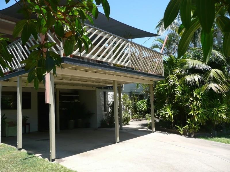 5 Hamia Court, Bli Bli QLD 4560