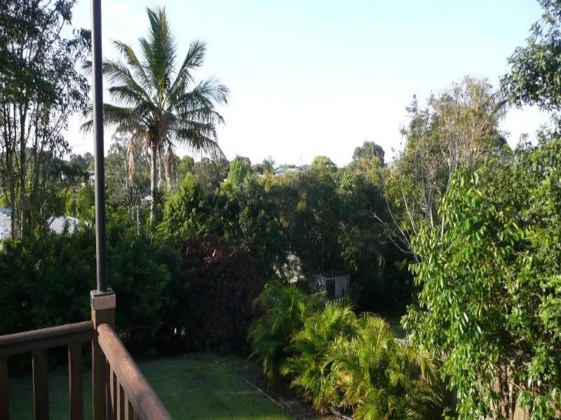 18 Wharf Road, Bli Bli QLD 4560