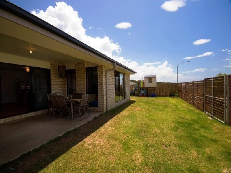 2 Clearwater Circuit, Bli Bli QLD 4560