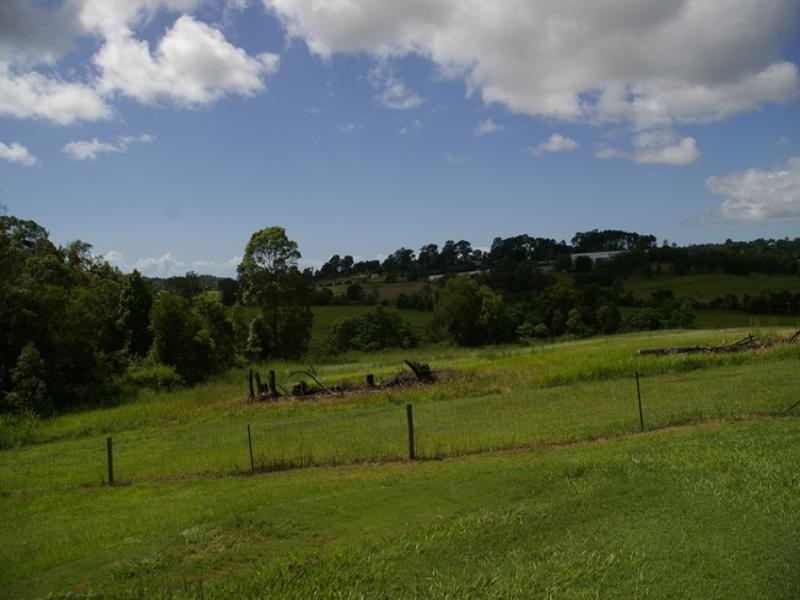 11 Kirrawood Court, Maroochy River QLD 4561