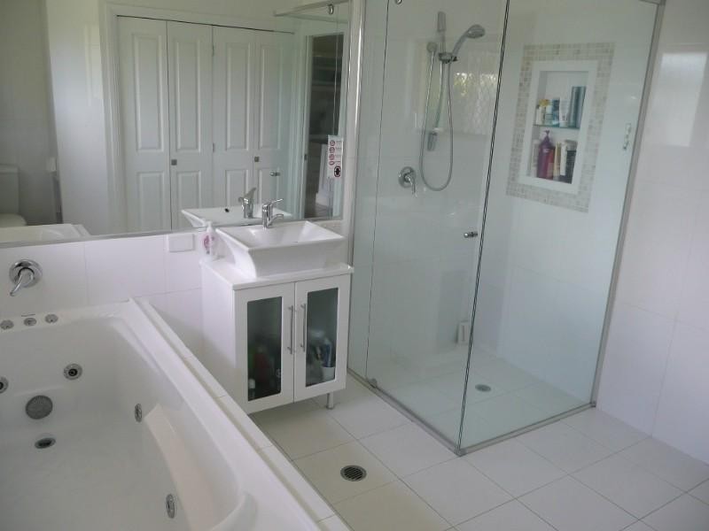 8 Arista Court, Bli Bli QLD 4560