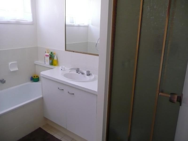 3 Kay Avenue, Bli Bli QLD 4560