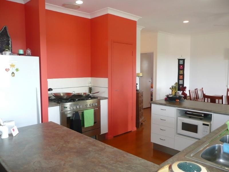 6 Samantha Drive, Bli Bli QLD 4560