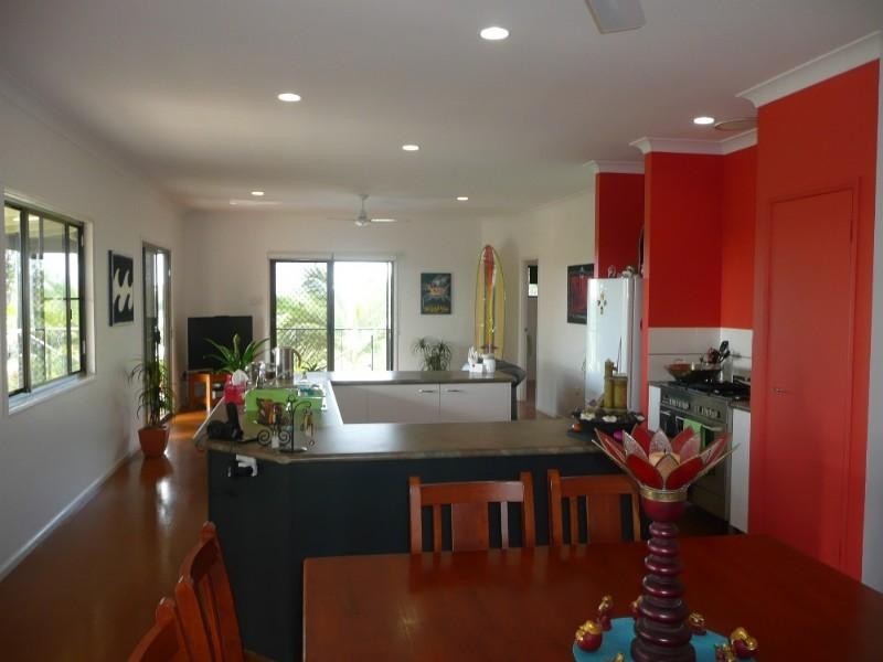 6 Samantha Drive, Bli Bli QLD 4560