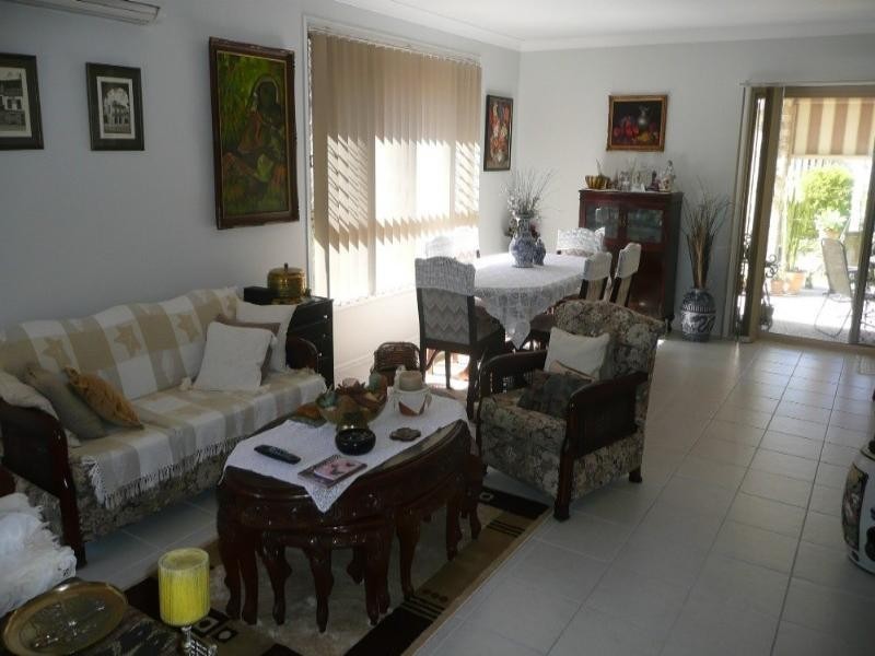 8 Macleay Crescent, Pacific Paradise QLD 4564