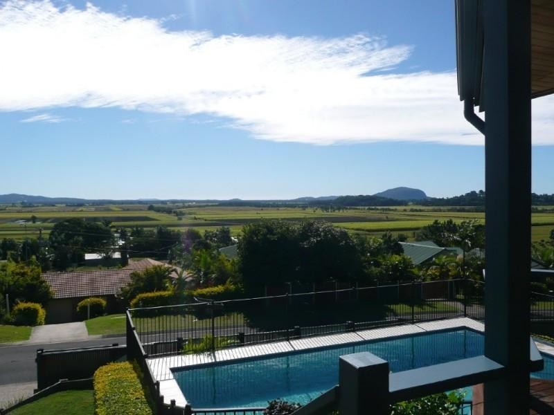 6 Jill Court, Bli Bli QLD 4560