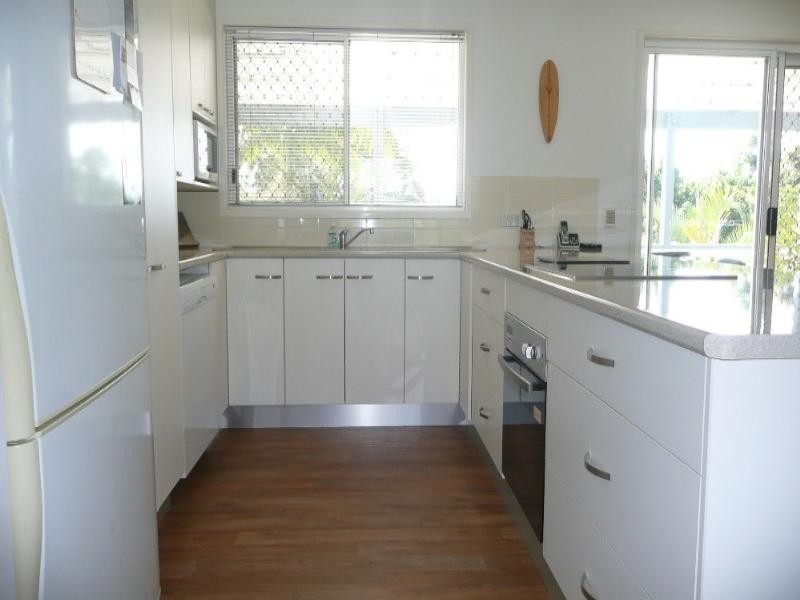 34 Wharf Road, Bli Bli QLD 4560