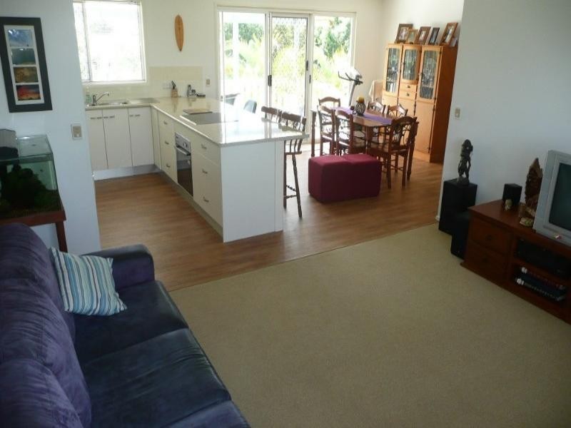 34 Wharf Road, Bli Bli QLD 4560