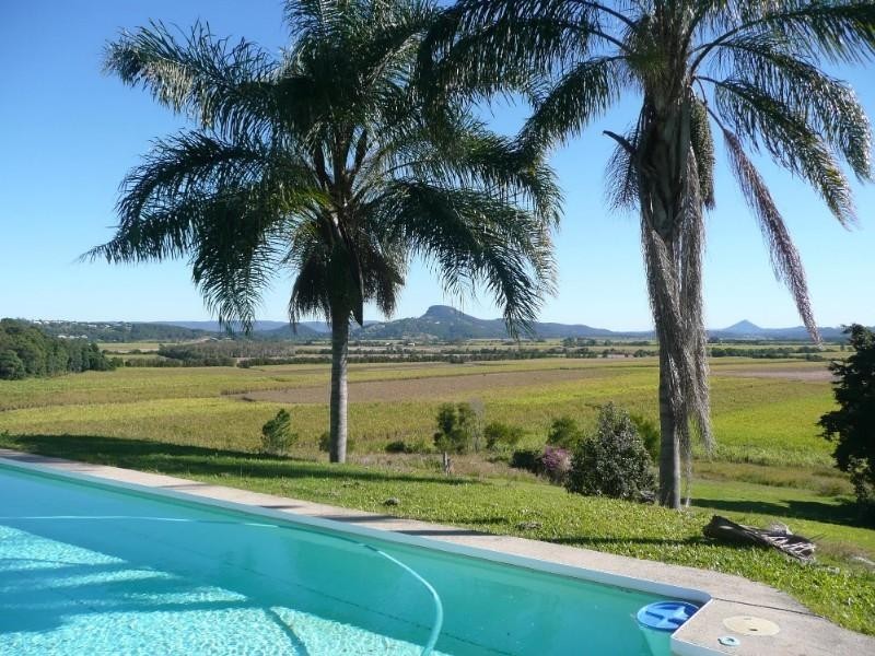 51 Twin Peaks Road, Bli Bli QLD 4560