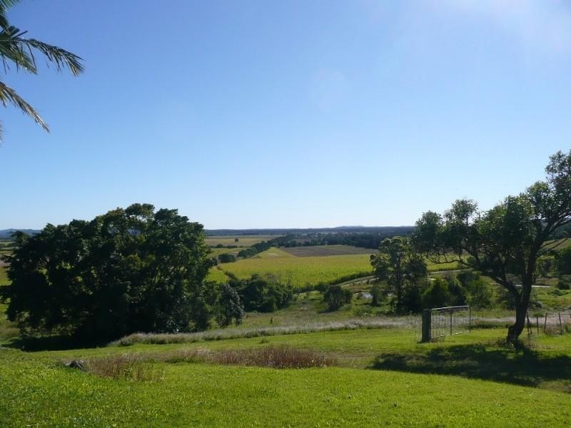 51 Twin Peaks Road, Bli Bli QLD 4560