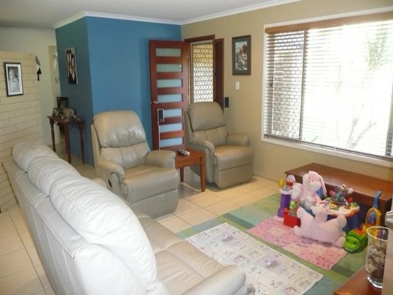 42 Wharf Road, Bli Bli QLD 4560