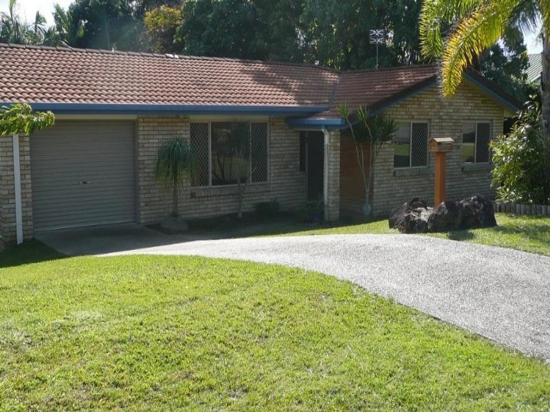 42 Wharf Road, Bli Bli QLD 4560