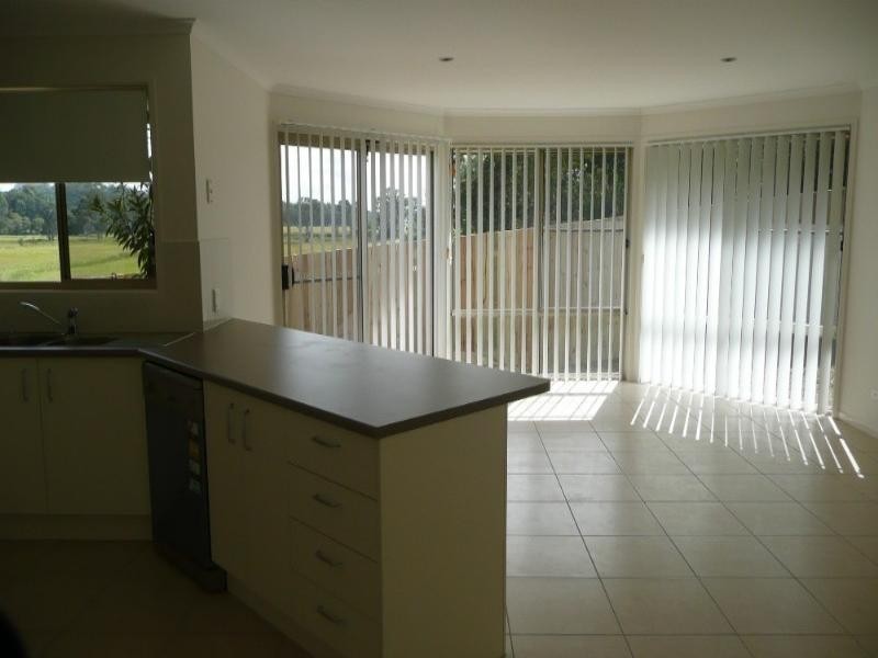 8 Birdwing Avenue, Bli Bli QLD 4560