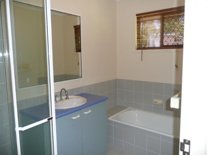 30 Wharf Road, Bli Bli QLD 4560