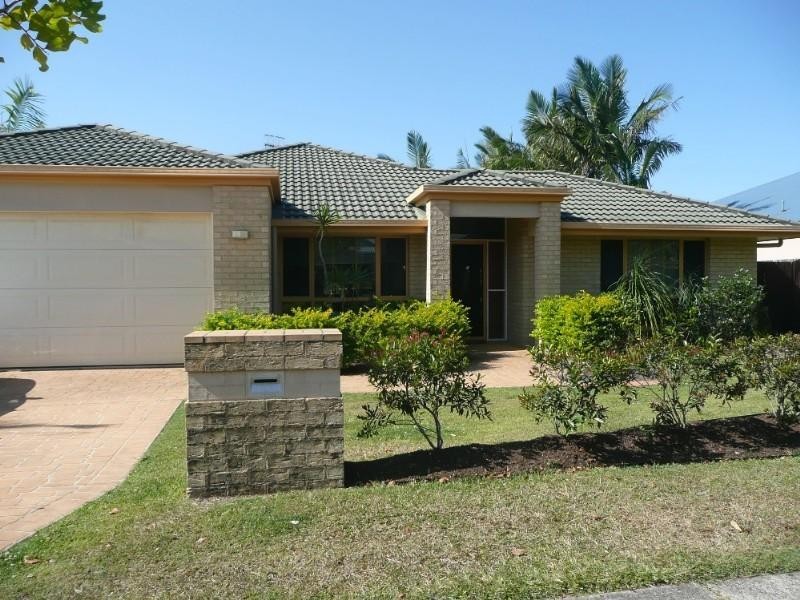 16 Bellevue Street, Bli Bli QLD 4560