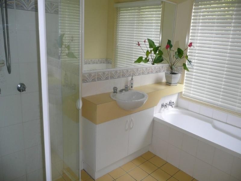17 Caitlin Place, Bli Bli QLD 4560