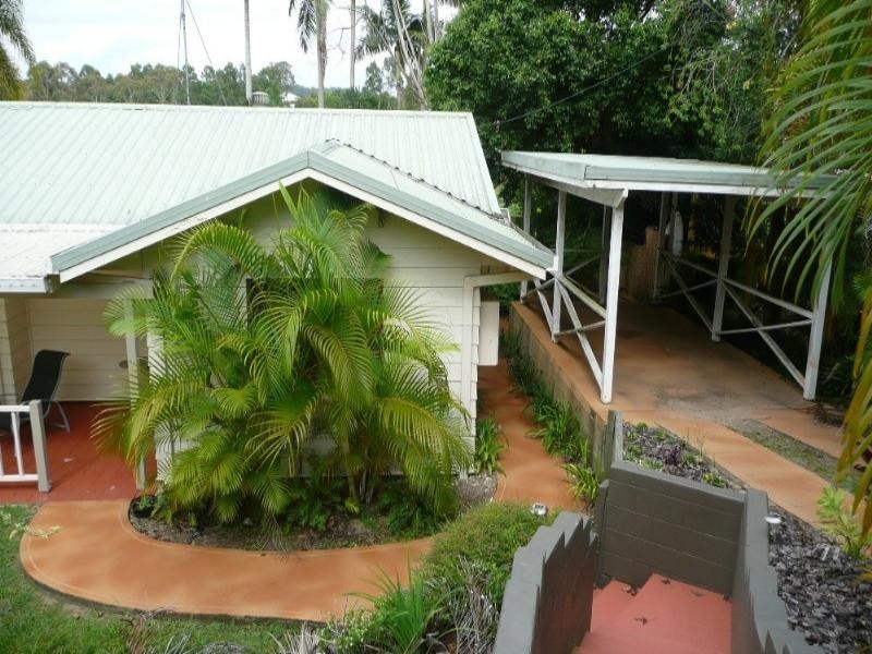 6 Nabal Street, Bli Bli QLD 4560