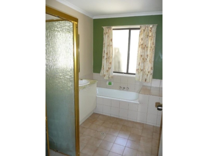 18 Dotterell Drive, Bli Bli QLD 4560