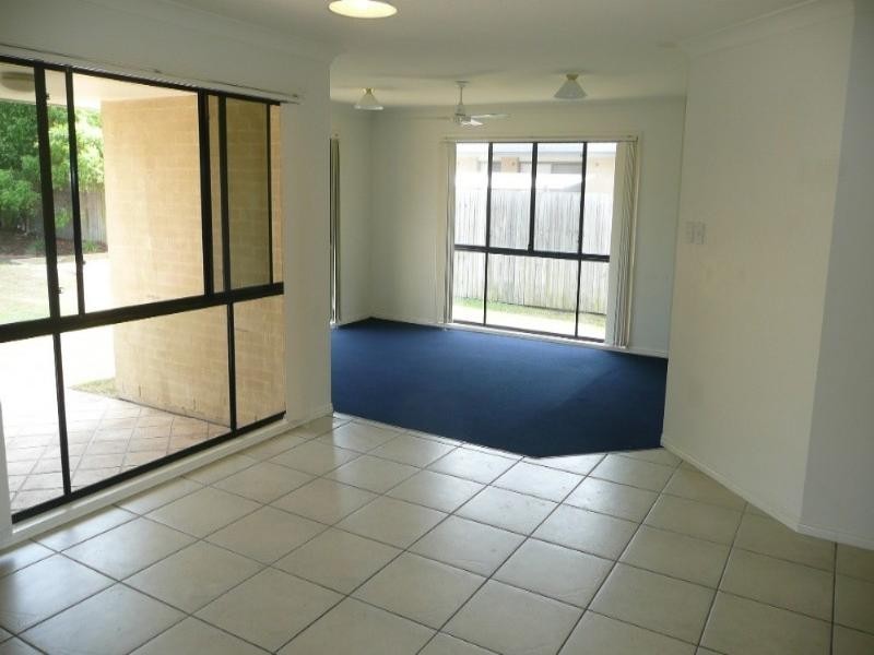 12 Satinash Place, Mudjimba QLD 4564