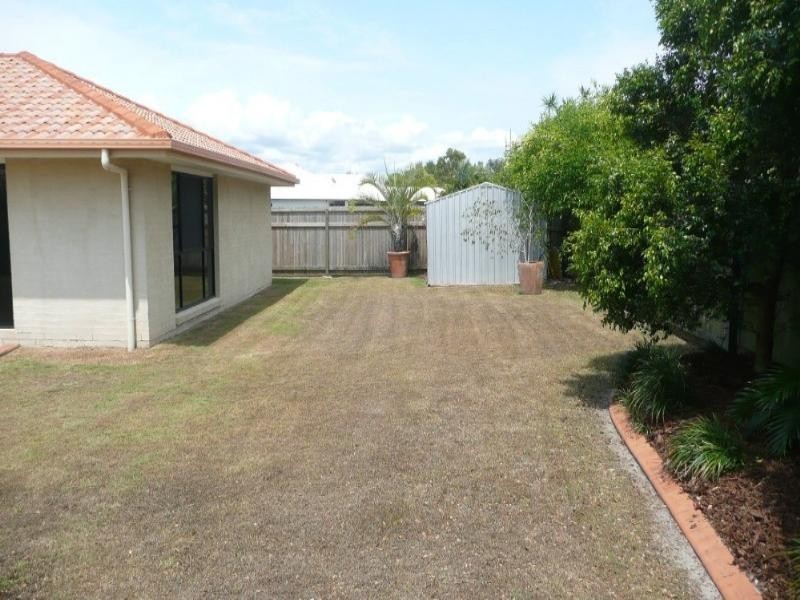 12 Satinash Place, Mudjimba QLD 4564