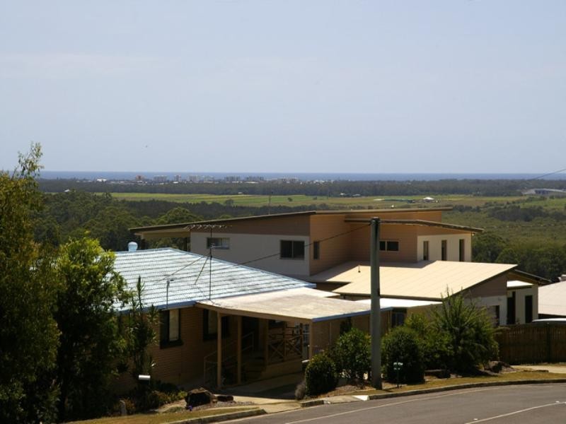 48 Willis Road, Bli Bli QLD 4560