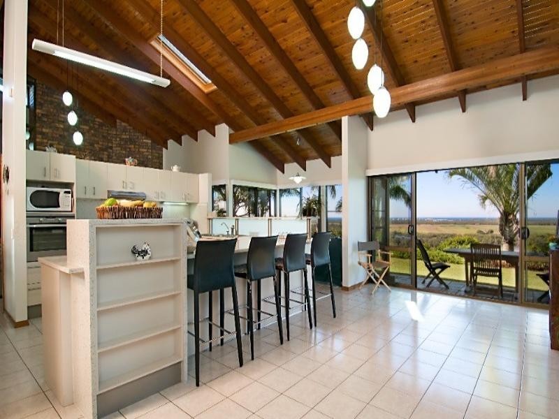 48 Twin Peaks Road, Bli Bli QLD 4560
