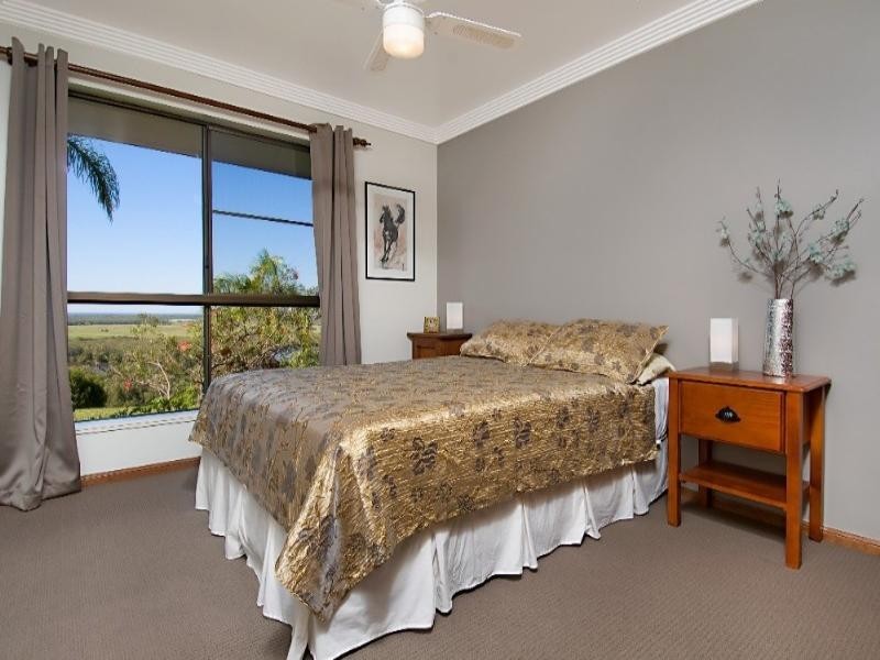 48 Twin Peaks Road, Bli Bli QLD 4560