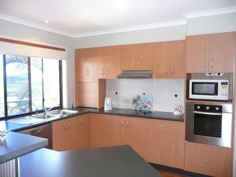 6 Jill Court, Bli Bli QLD 4560