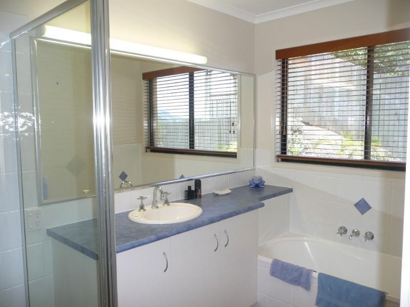 6 Jill Court, Bli Bli QLD 4560