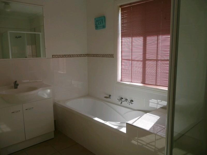 46 Wharf Road, Bli Bli QLD 4560