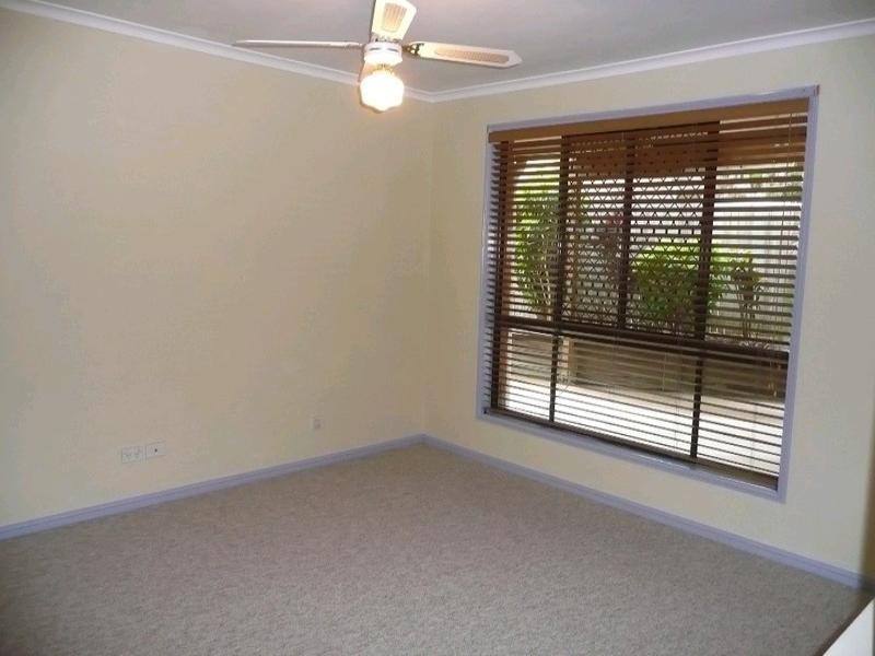 8 Casey Street, Bli Bli QLD 4560